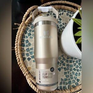 Stanley HONEY TALKS 30oz flip top tumbler E.l.f. Collab